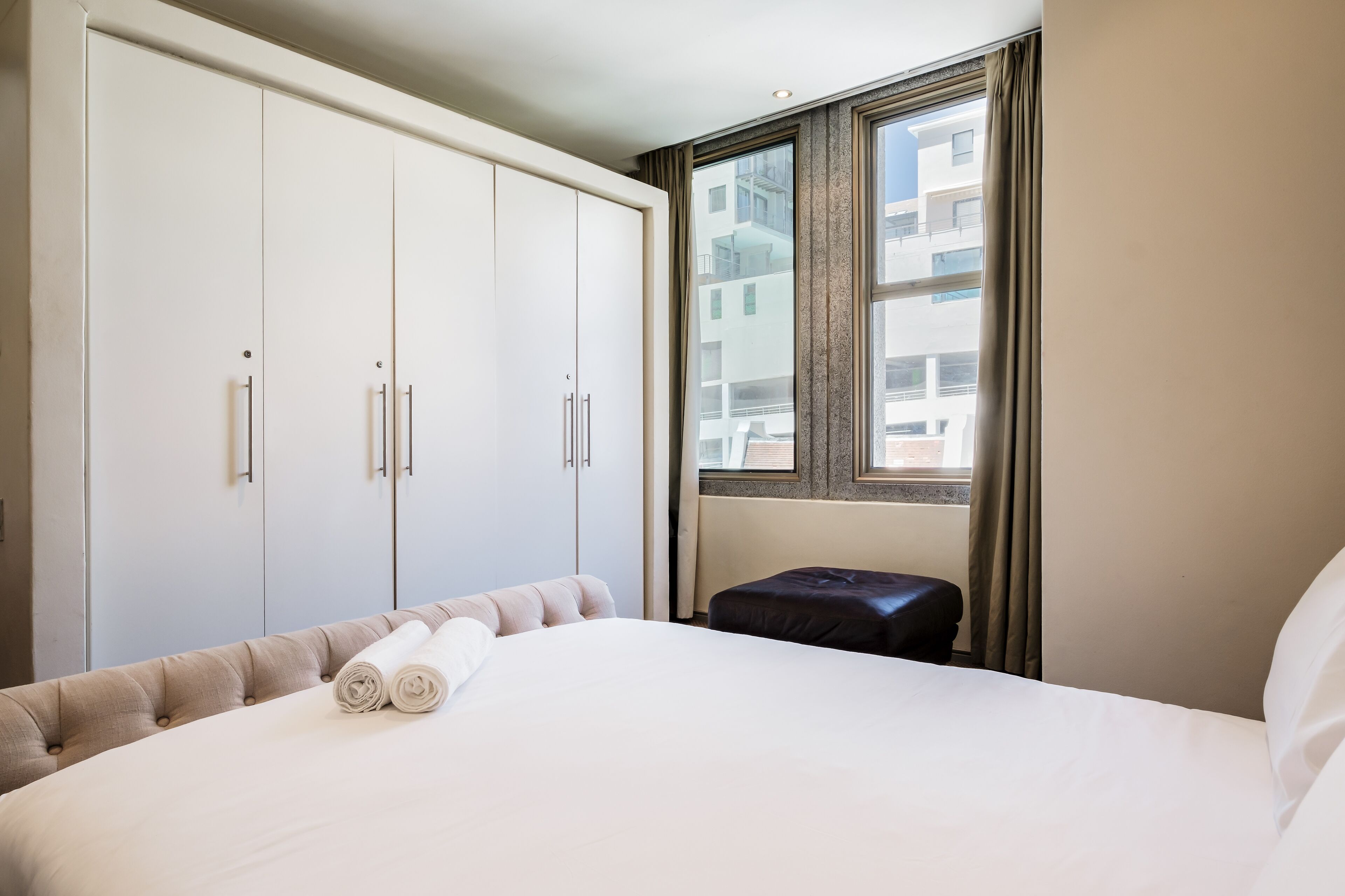 Cartwrights City View