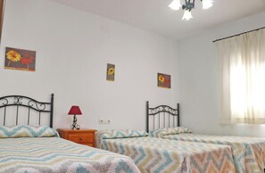 2 bedrooms, WiFi, bed sheets