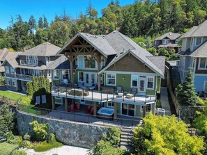 Exterior - Mount Finlayson View Villa (Victoria)