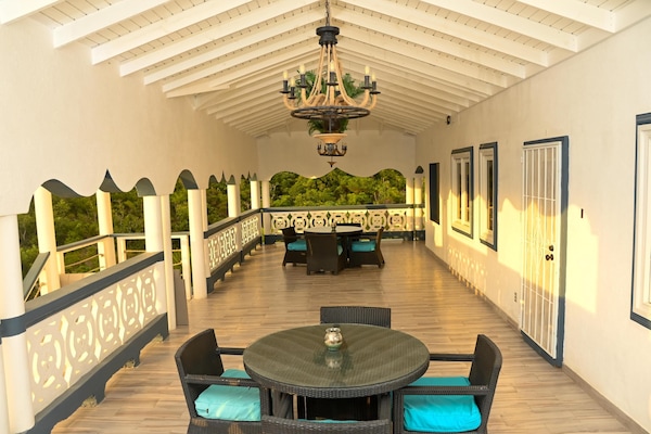 Comfort House, 2 Bedrooms | Terrace/patio