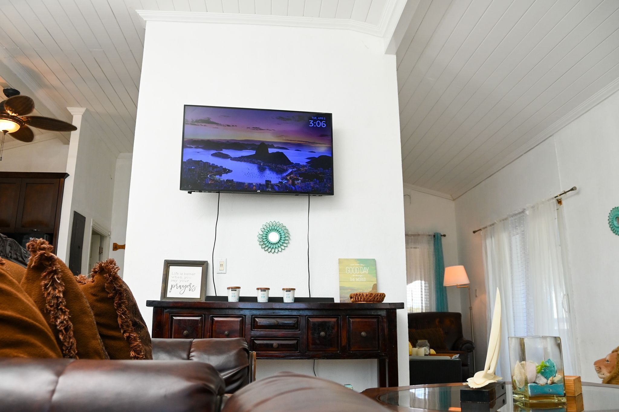 Villa Serenity by the water