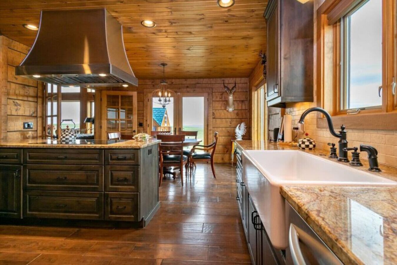 Tranquil 4-bedroom Glacier View Getaway Montana