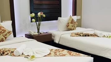 Vila Keluarga, 3 kamar tidur, pemandangan kolam renang | 1 kamar tidur, meja kerja, ruang kerja ramah laptop, dan kedap suara