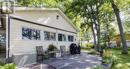 Cottage on water at oak Bay Gulf Club