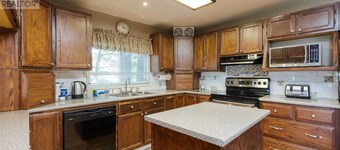 Cottage on water at oak Bay Gulf Club