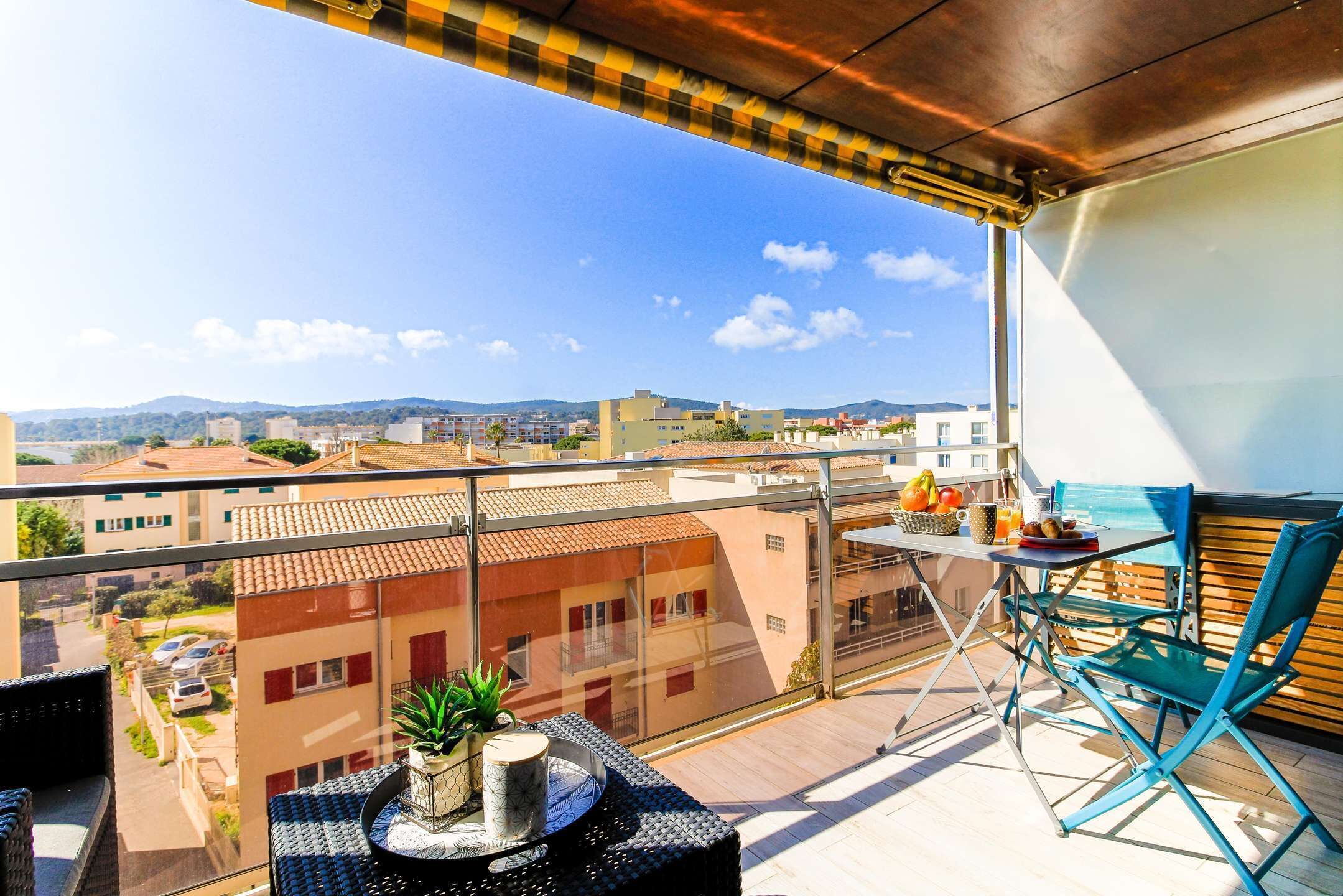 SELECT' - Studio in the heart of Lavandou