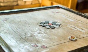 Zona de juegos infantil cubierta