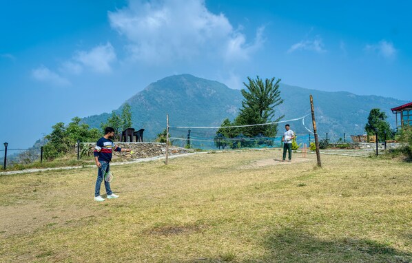 Zona de juegos infantil al aire libre