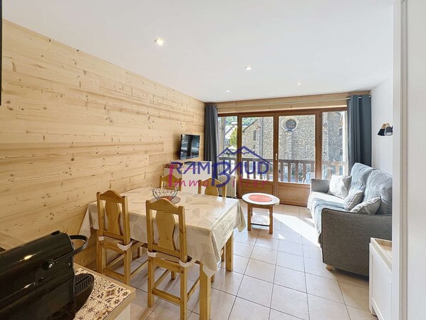 Interior - Studio Cabin in center Valloire with Free Wifi (VALLOIRE)