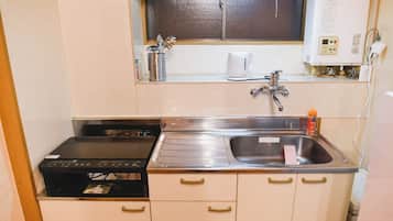 House | Private kitchen | Electric kettle, dining tables