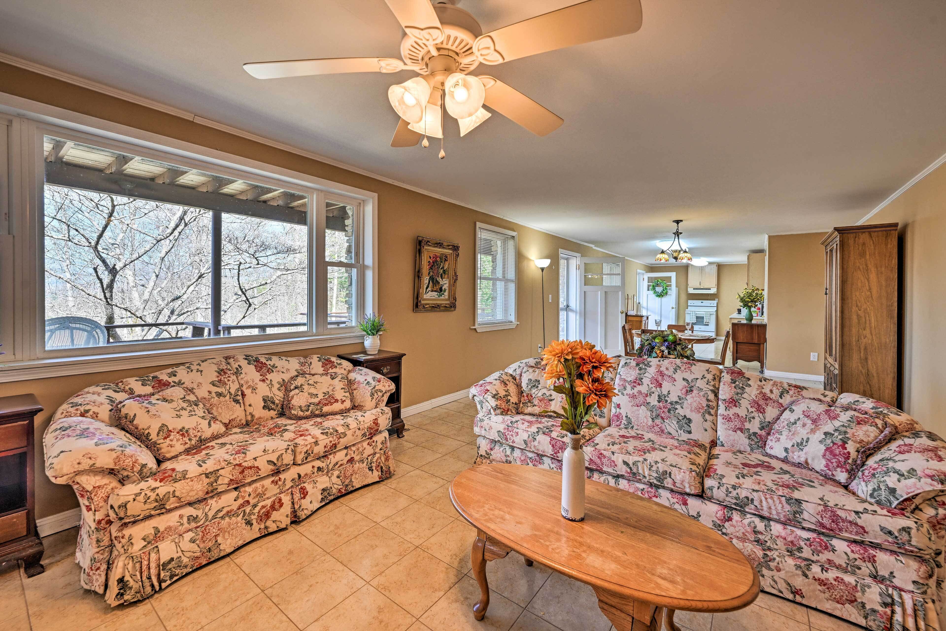 Cozy Bryson City Vacation Rental w/ Mountain Views