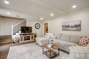 TV, DVD player, ping pong, books - Roomy Houston Rental w/ Home Office & Private Pool (Houston)