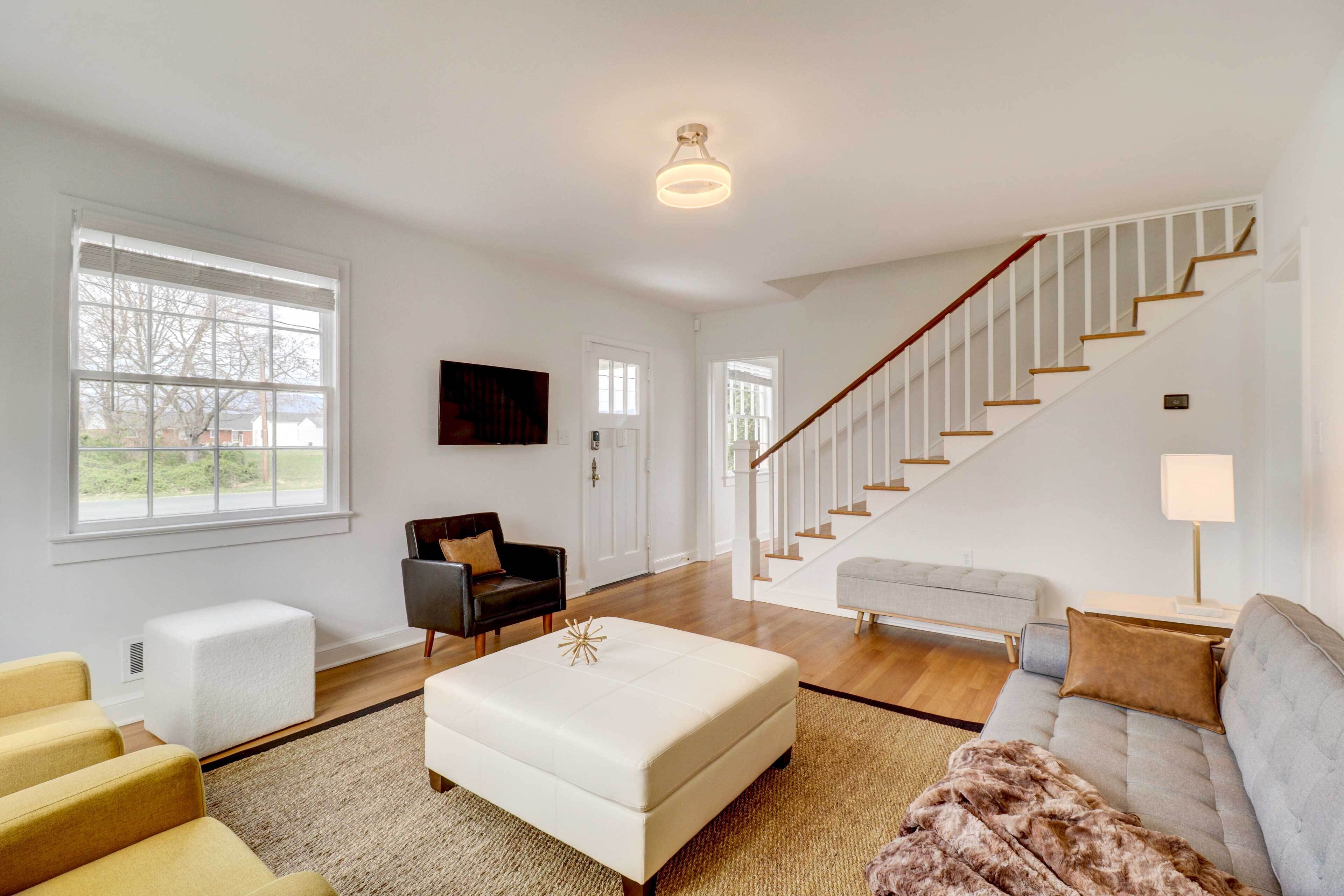 Modern Elkton Vacation Rental: Fire Pit & Grill!