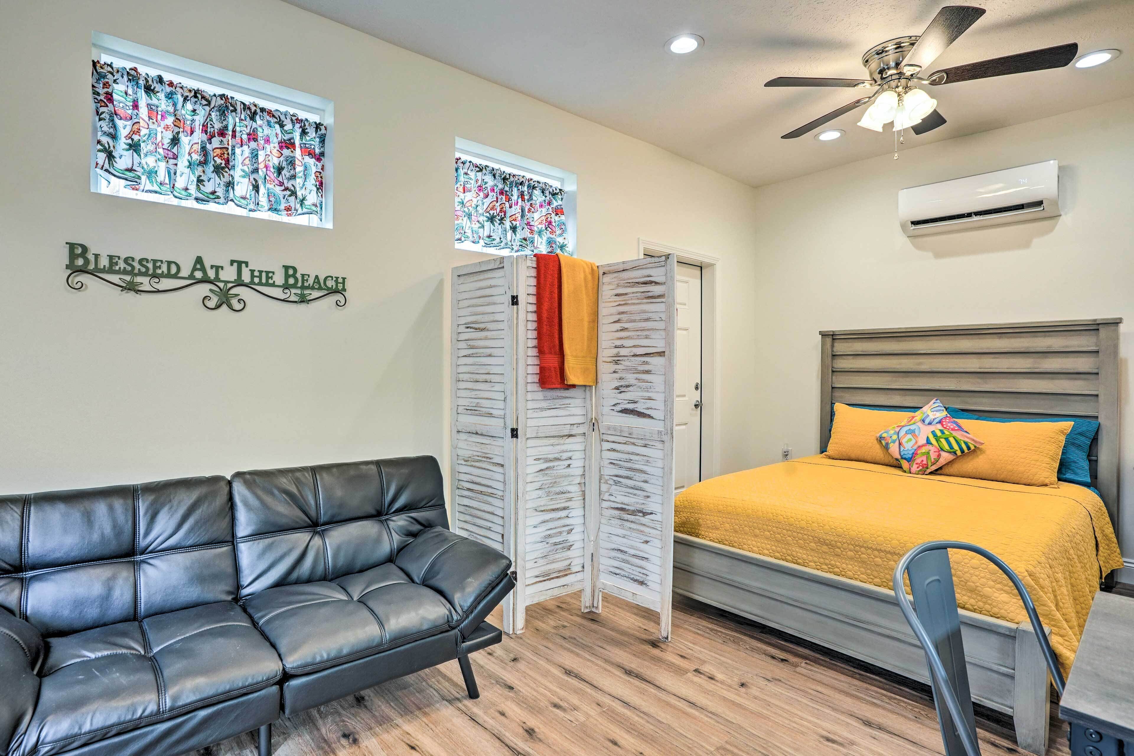 Panama City Beach Vacation Rental: Bikes Provided!