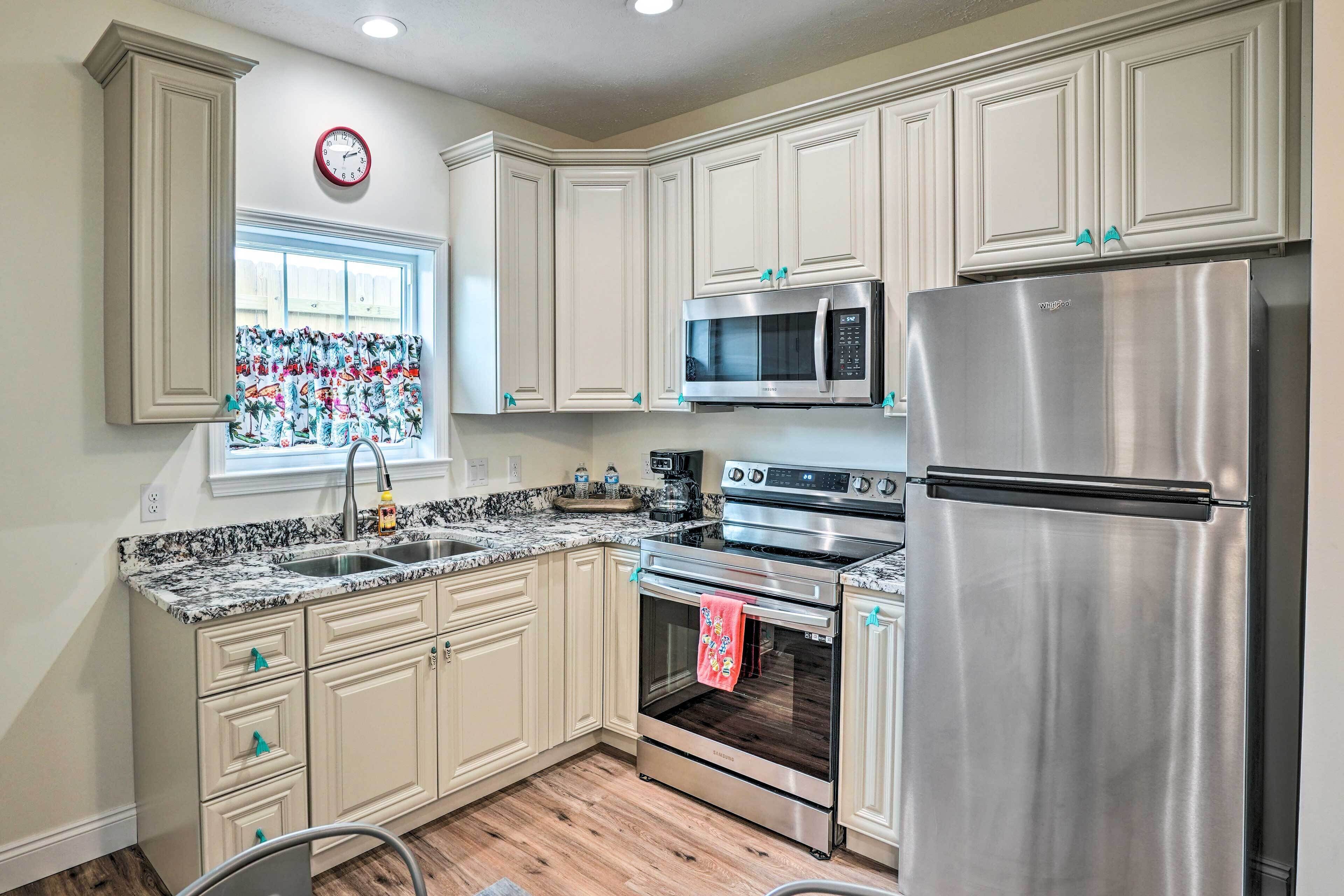 Panama City Beach Vacation Rental: Bikes Provided!