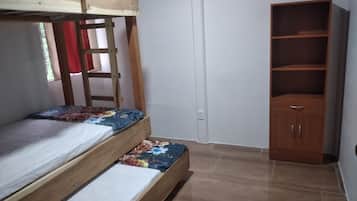 2 habitaciones, wifi gratis, ropa de cama y acceso para silla de ruedas