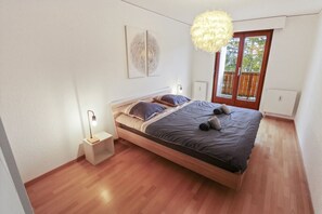 1 chambre, fer et planche à repasser, Wi-Fi gratuit, draps fournis