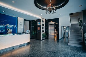 Reception - Lovina inn nagoya (Batam)