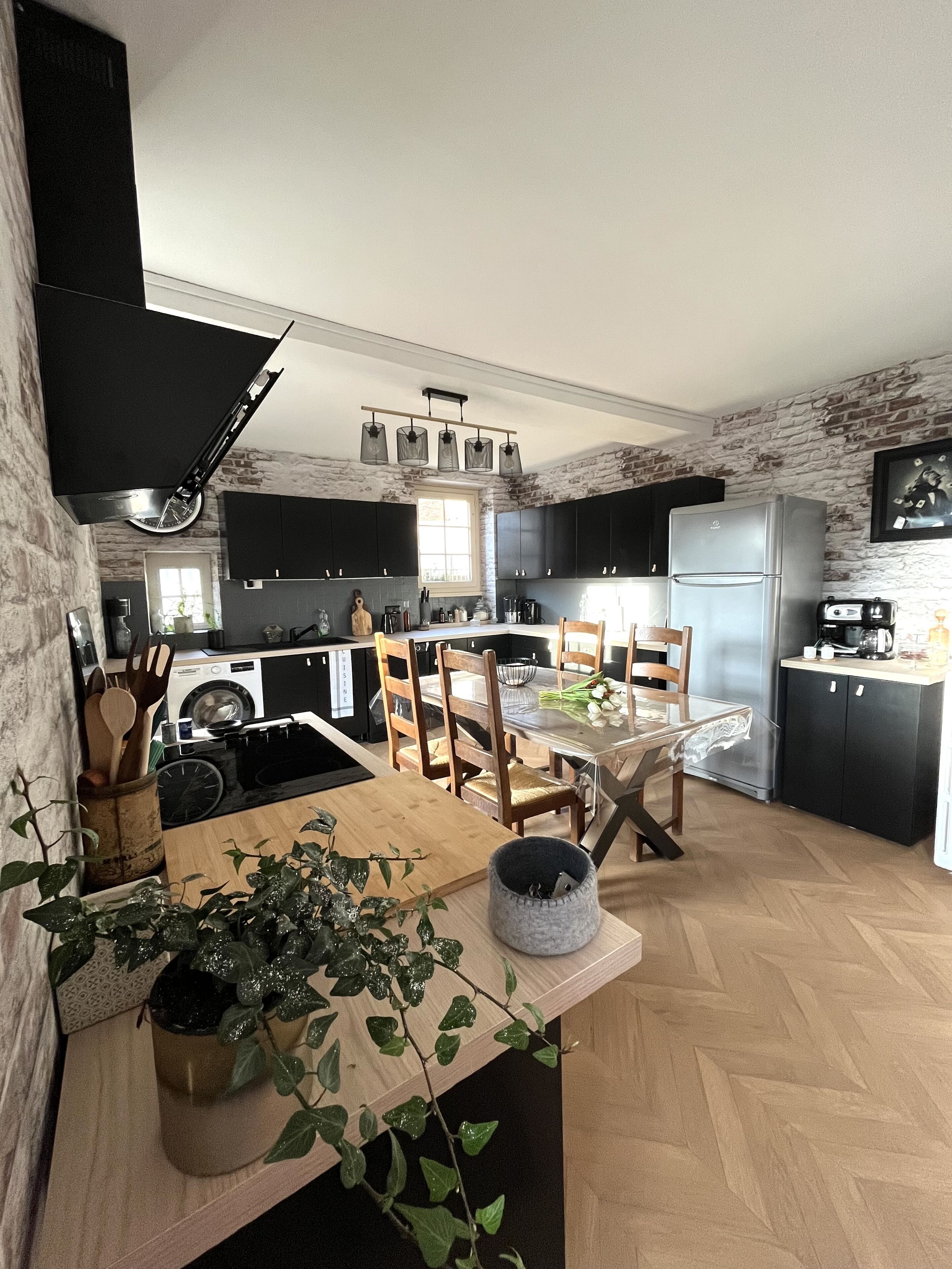 COUNTRY HOUSE 10 mins from Chablis and Auxerre