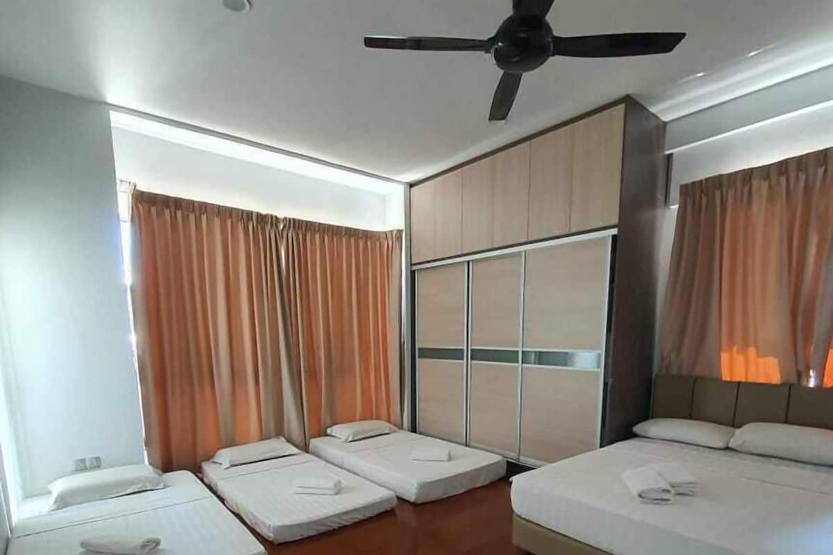 Familienapartment | 2 Schlafzimmer, Schreibtisch, Verdunkelungsvorhänge