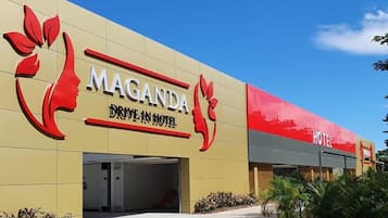 Mặt tiền nơi lưu trú