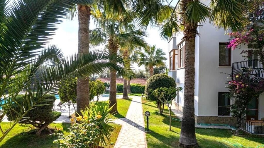 Carrington Suites Hotel