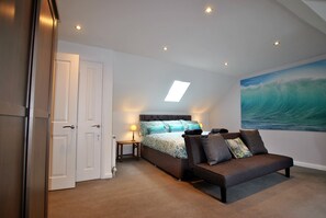 4 Schlafzimmer, Bügeleisen/Bügelbrett, WLAN, Bettwäsche