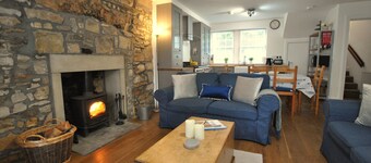 Coast Cottage- traditional fisherman's cottage