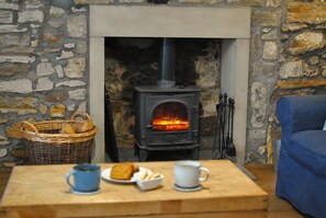 Interior - Coast Cottage- traditional fisherman's cottage (Saint Monans)