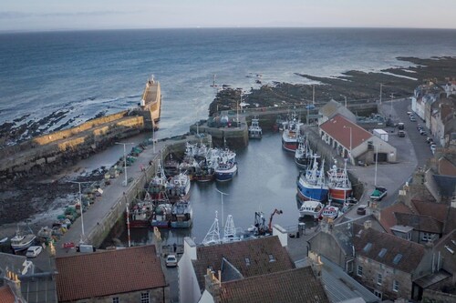 Dolphin Cottage- traditional cottage on Fife Coast
