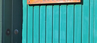 Dolphin Cottage- traditional cottage on Fife Coast