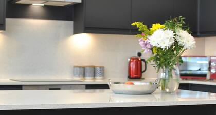 Academy Apartment Anstruther- stunning luxury home