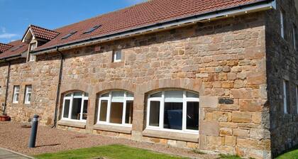 Seaview Steading-spacious home in rural location