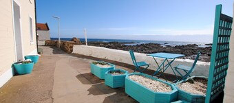 Westshore House- fabulous waterfront home, Fife
