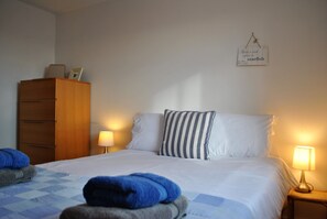 2 bedrooms, iron/ironing board, WiFi, bed sheets