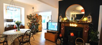 Shore Cottage, Anstruther- stylish home by the sea