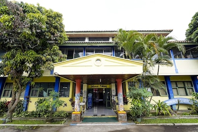 Hotel O Wisma Lec Syariah