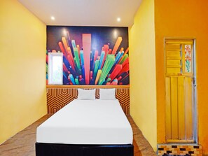 Standard Double Room | Desk, free WiFi, bed sheets