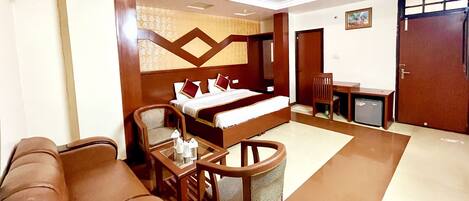 Executive tweepersoonskamer | Lakens van Egyptisch katoen, luxe beddengoed, een minibar, gratis wifi