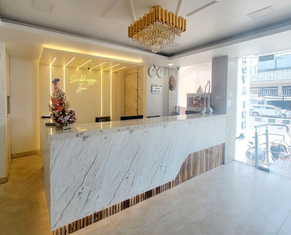 Reception - Saubhagya Inn (Lucknow)