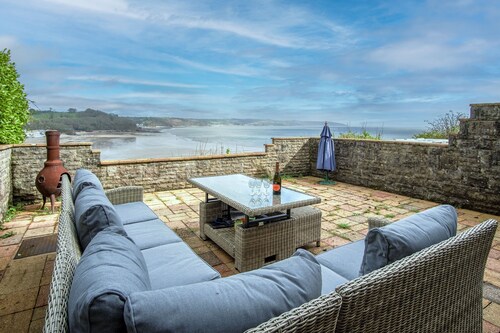 Captains Walk - 4 Bedroom Apartment - Saundersfoot