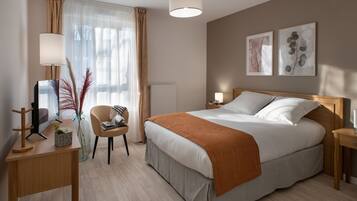 Apartment, Accessible, Ensuite (T2) | 2 bedrooms, in-room safe, free WiFi, bed sheets
