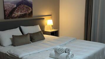 Literie de qualité supérieure, couette en duvet d'oie, bureau