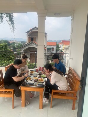 Front of property - Sen's homestay (Hoa Lu)