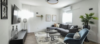 Heart of Ramat Hasharon: Charming 2BR Stay
