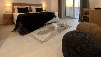 Minibar, in-room safe, desk, soundproofing