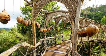 Maha Gangga Valley by ecommerceloka