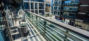 Exterior - Aya - Impeccable 1BR Apartment with Balcony in City Walk (Dubai)