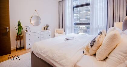 Aya - Impeccable 1BR Apartment with Balcony in City Walk