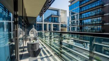 Luxury Apartment | Balcony